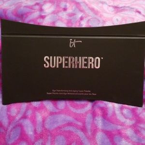 IT Cosmetics Superhero Palette